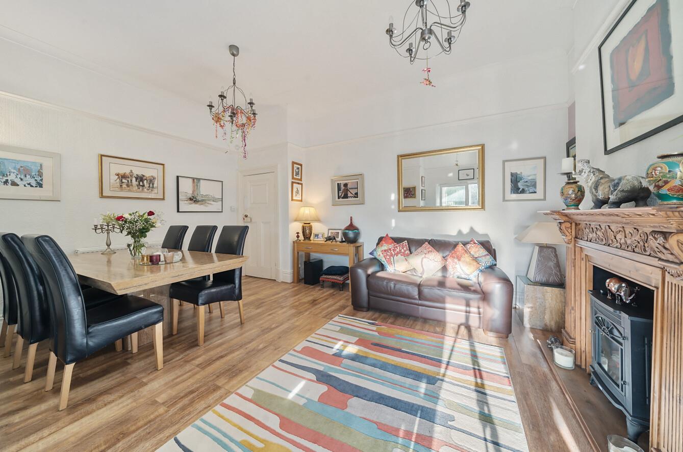 Queens Road, Sketty, Swansea, SA2 0SD